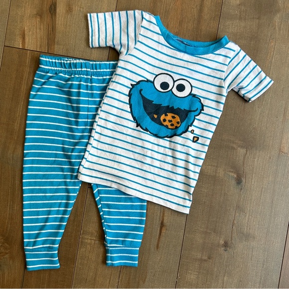 12M Sesame Street Cookie Monster Pajama Set - Picture 1 of 3
